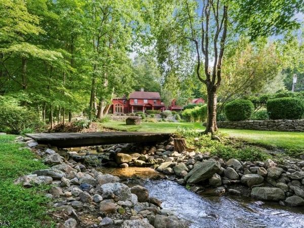 23 Edge Hill Rd, Blairstown, NJ 07825