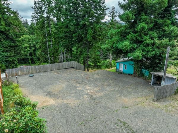 469 N FAWN DR, Otis, OR 97368