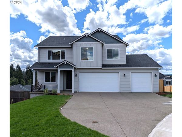 2620 NE Claire RD, Unit 200, Estacada, OR 97023