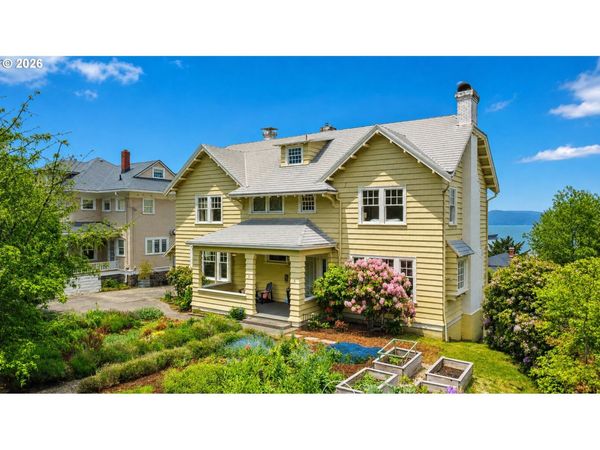 1684 IRVING AVE, Astoria, OR 97103