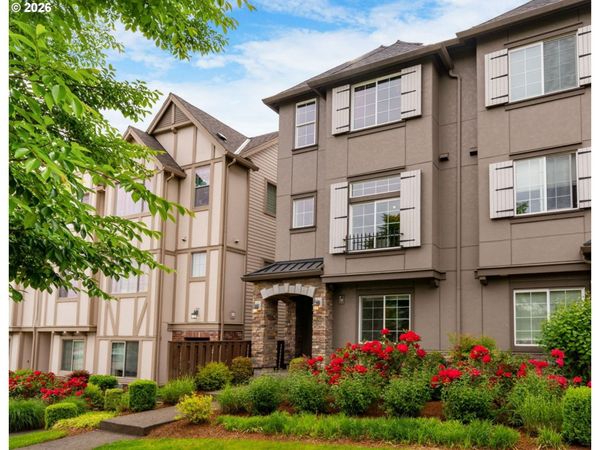 28542 SW VILLEBOIS DR, Wilsonville, OR 97070