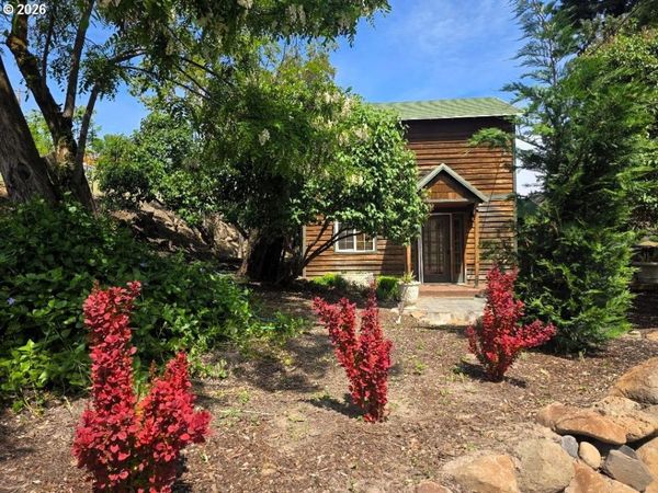 110 STAATS AVE, Maupin, OR 97037