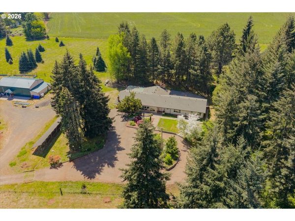 27800 Liberty Rd, Sweet Home, OR 97386