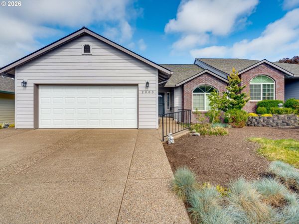 2083 NW WILLAMETTE DR, McMinnville, OR 97128