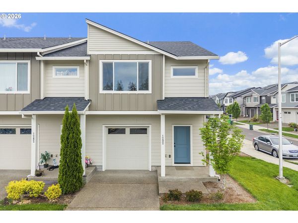1292 S QUARTZ DR, Cornelius, OR 97113