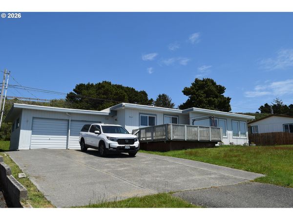 94017 DOYLE POINT RD, Gold Beach, OR 97444