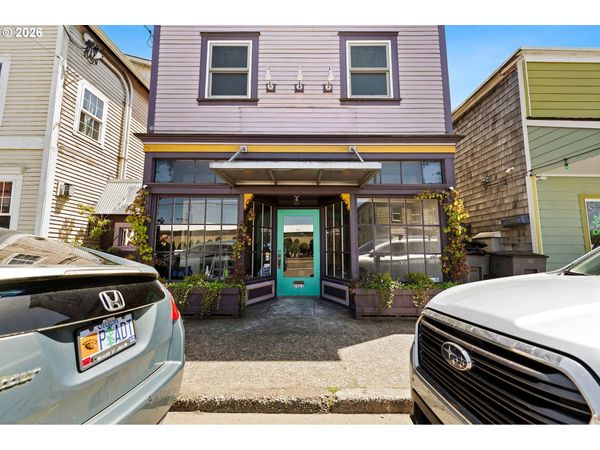 2921 MARINE DR, Astoria, OR 97103