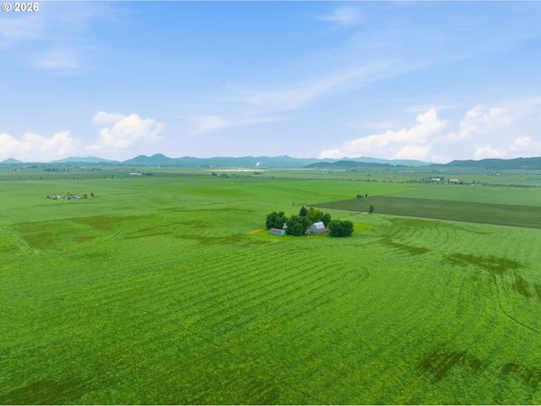 25258 ROWLAND RD, Harrisburg, OR 97446