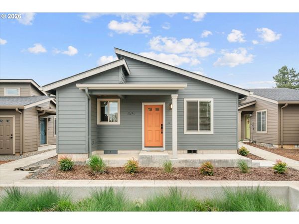 12270 MEADOWLAWN DR, Oregon City, OR 97045
