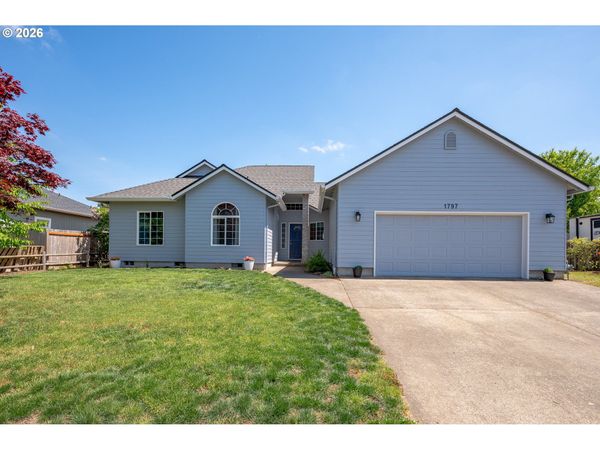 1797 NW WHITECLIFF DR, Albany, OR 97321