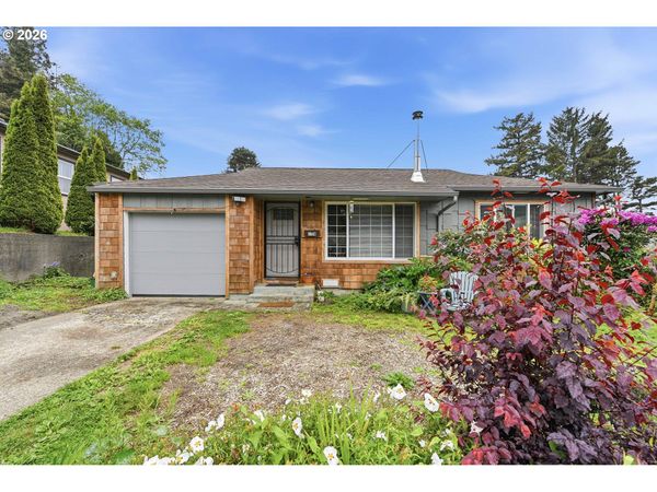 1729 COTTONWOOD AVE, Coos Bay, OR 97420