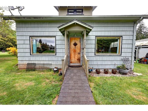 42796 HILLCREST LOOP, Astoria, OR 97103