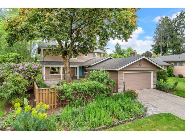 6710 SW 11TH DR, Portland, OR 97219