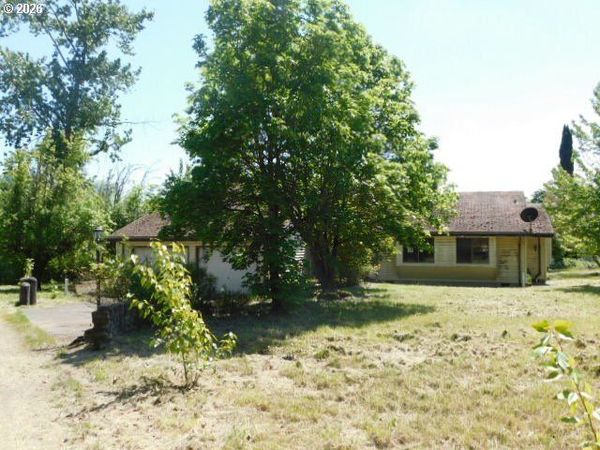 888 MEADOWS LN, Jefferson, OR 97352