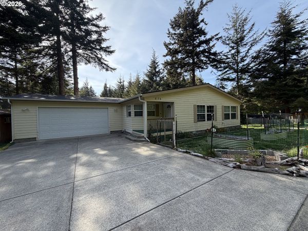 2175 DEADY ST, Port Orford, OR 97465