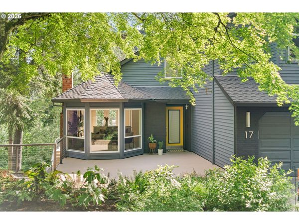 17 GROUSE TER, Lake Oswego, OR 97035