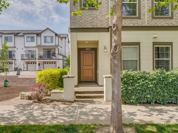 11617 SW COLLINA LN, Wilsonville, OR 97070