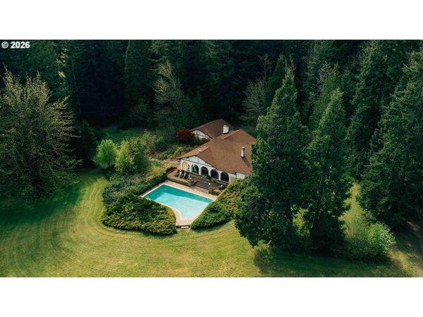57255 N BANK RD, McKenzie Bridge, OR 97413