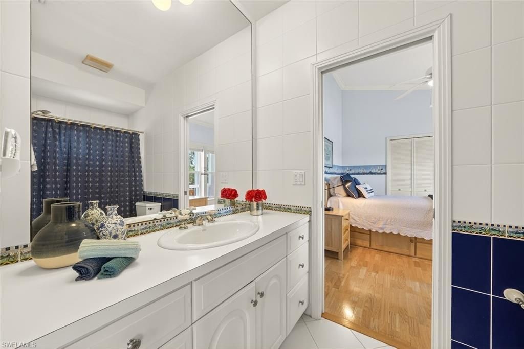 6120 Henderson Rd , Sanibel, FL 33957 Photo