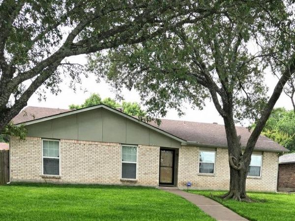 7120 Field View Lane , Dallas, TX 75249