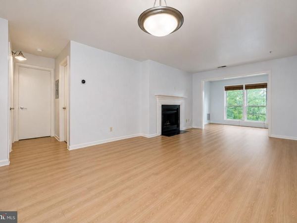 10300 APPALACHIAN CIRCLE, Unit 109, OAKTON, VA 22124