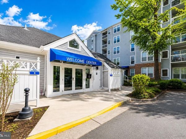 10300 APPALACHIAN CIRCLE, Unit 109, OAKTON, VA 22124