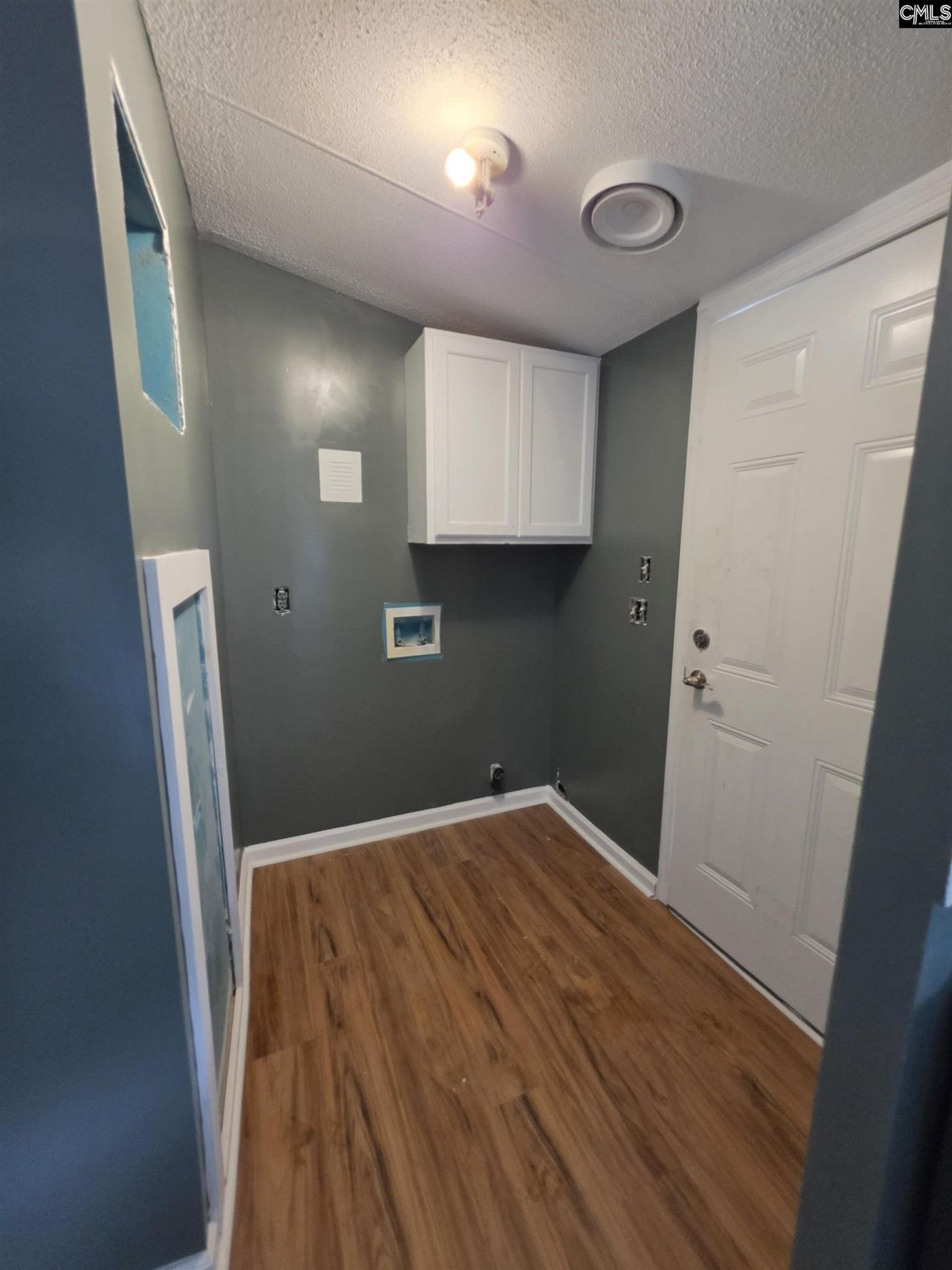 261 Wild Meadows Drive  Photo 4
