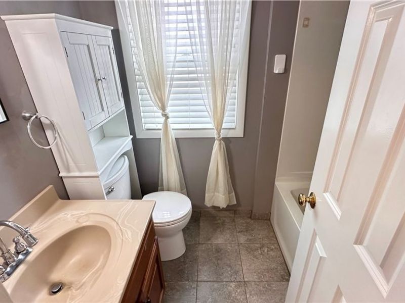 1206 Genesee Avenue, Mayfield Heights, OH 44124 Photo 15