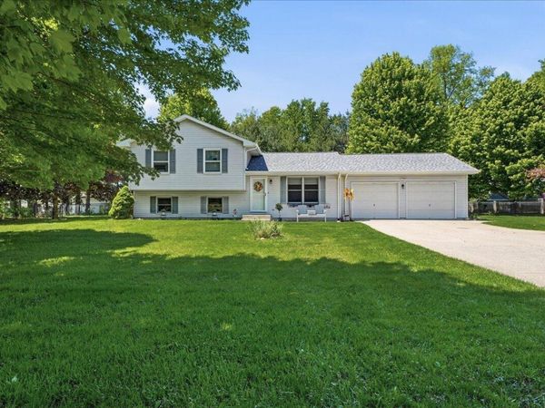84 S 275 W, Valparaiso, IN 46385