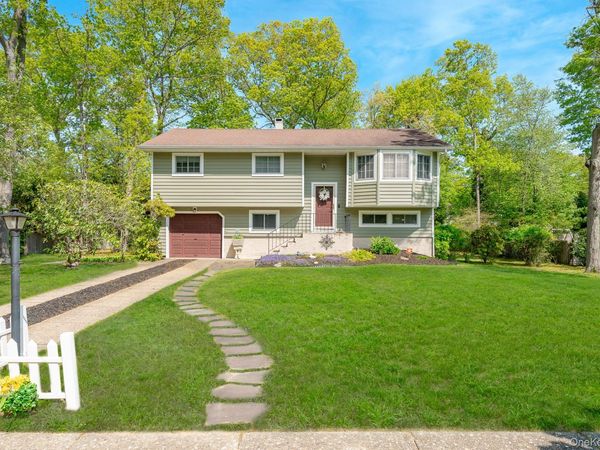 247 Bow Drive, Hauppauge, NY 11788