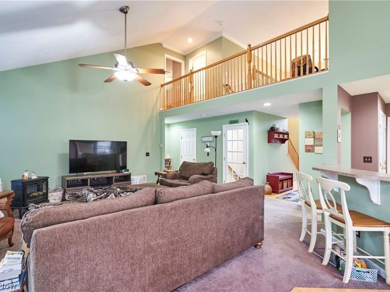 572 Colonial Drive, Painesville, OH 44077 Photo 10