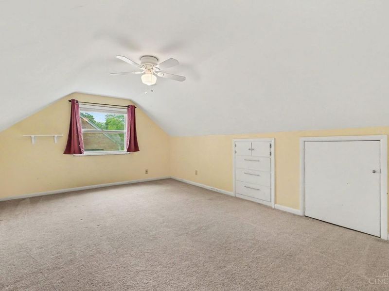 2041 Earlwood Court, Green Township, OH 45238 Photo 15