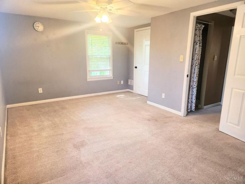 2041 Earlwood Court, Green Township, OH 45238 Photo 17