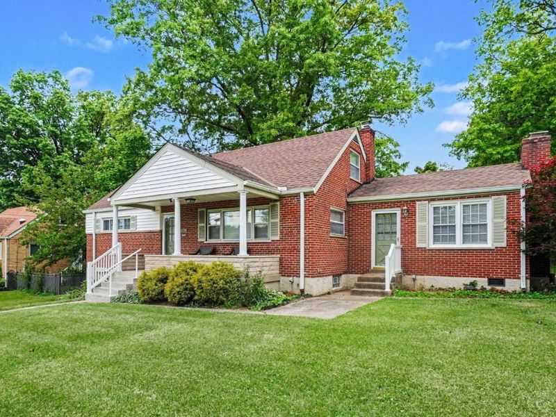 2041 Earlwood Court, Green Township, OH 45238 Photo 2