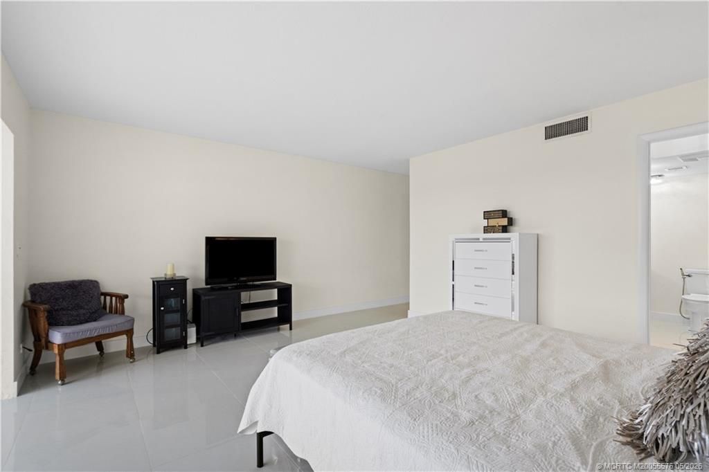 5558 NE Gulfstream Way, Stuart, FL 34996 Photo