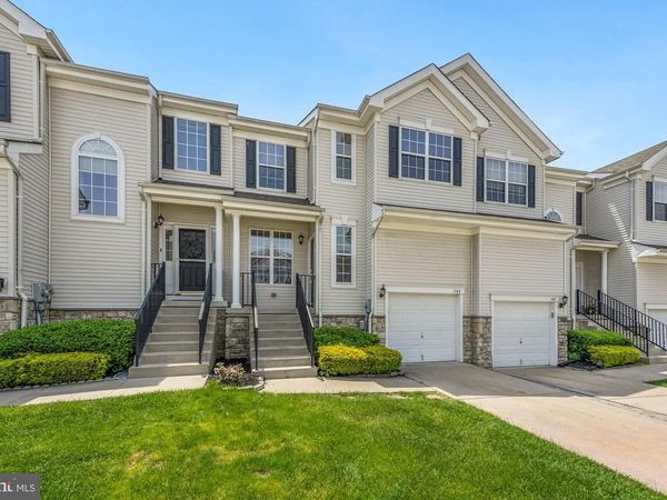 345 HUNTINGTON DRIVE, DELRAN, NJ 08075