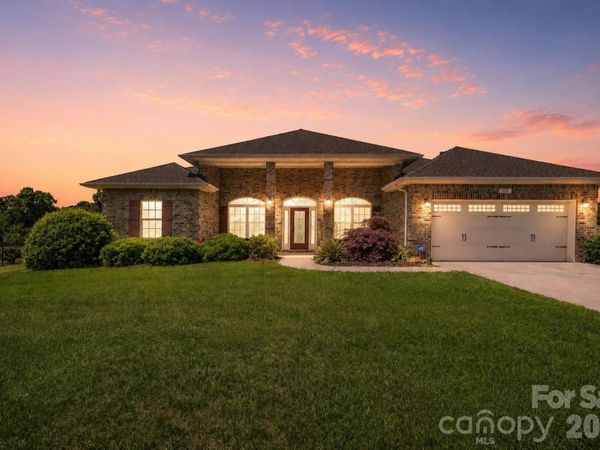 126 Tall Fern Loop, Mooresville, NC 28117