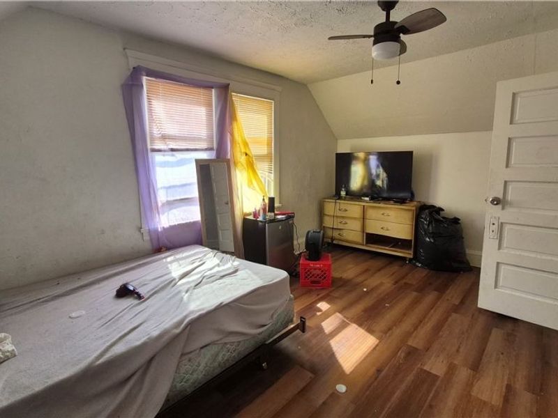 2048 W 105th Street, Cleveland, OH 44102 Photo 6