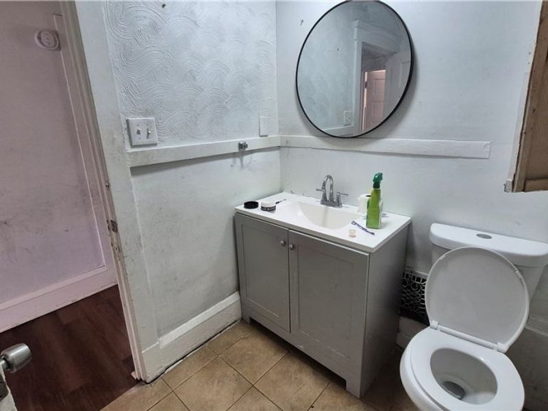 2048 W 105th Street, Cleveland, OH 44102 Photo 8
