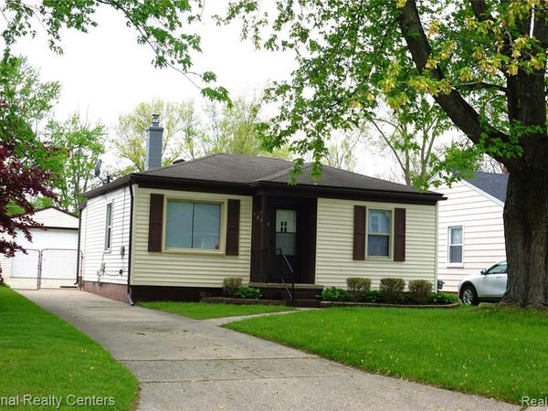 18505 DEERING, Livonia, MI 48169