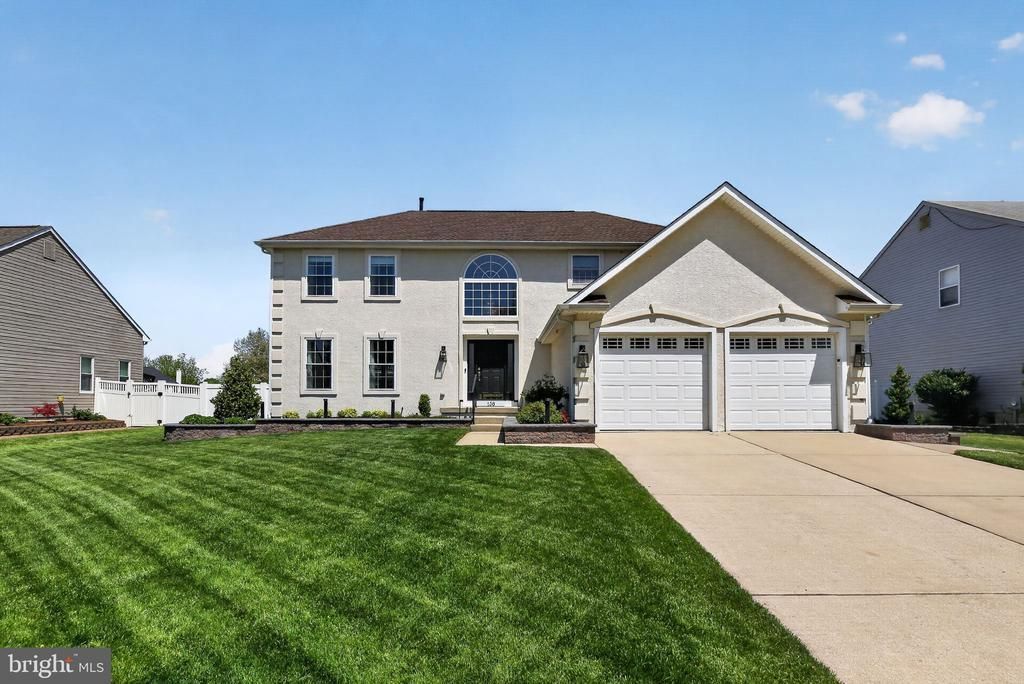 136 Betsy Ross Way, Deptford, NJ 08096 Main Photo