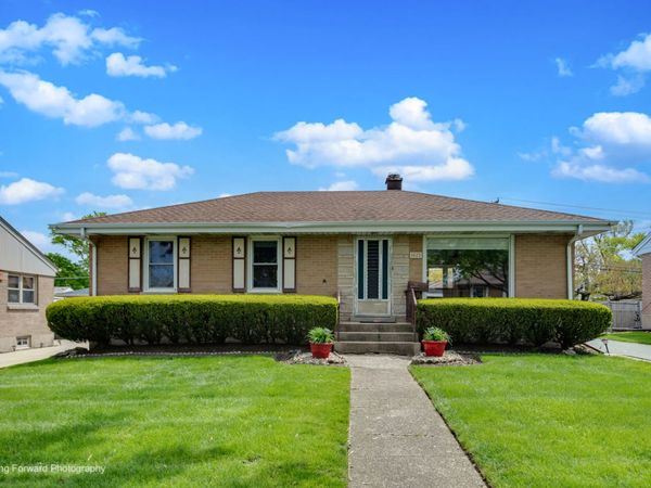 1425 Atwood Avenue , Berkeley, IL 60163