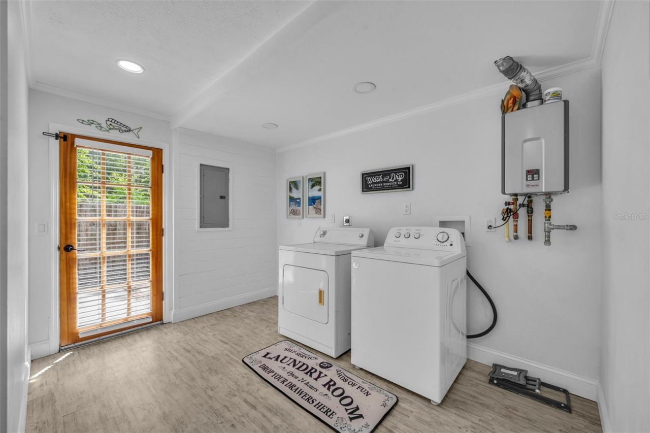 702 Eleanore Avenue, New Smyrna Beach, FL 32168 Photo