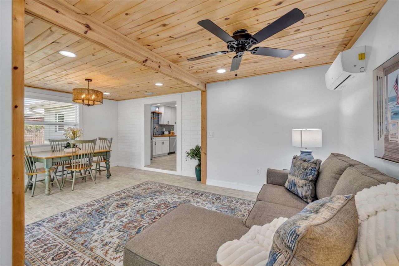 702 Eleanore Avenue, New Smyrna Beach, FL 32168 Photo