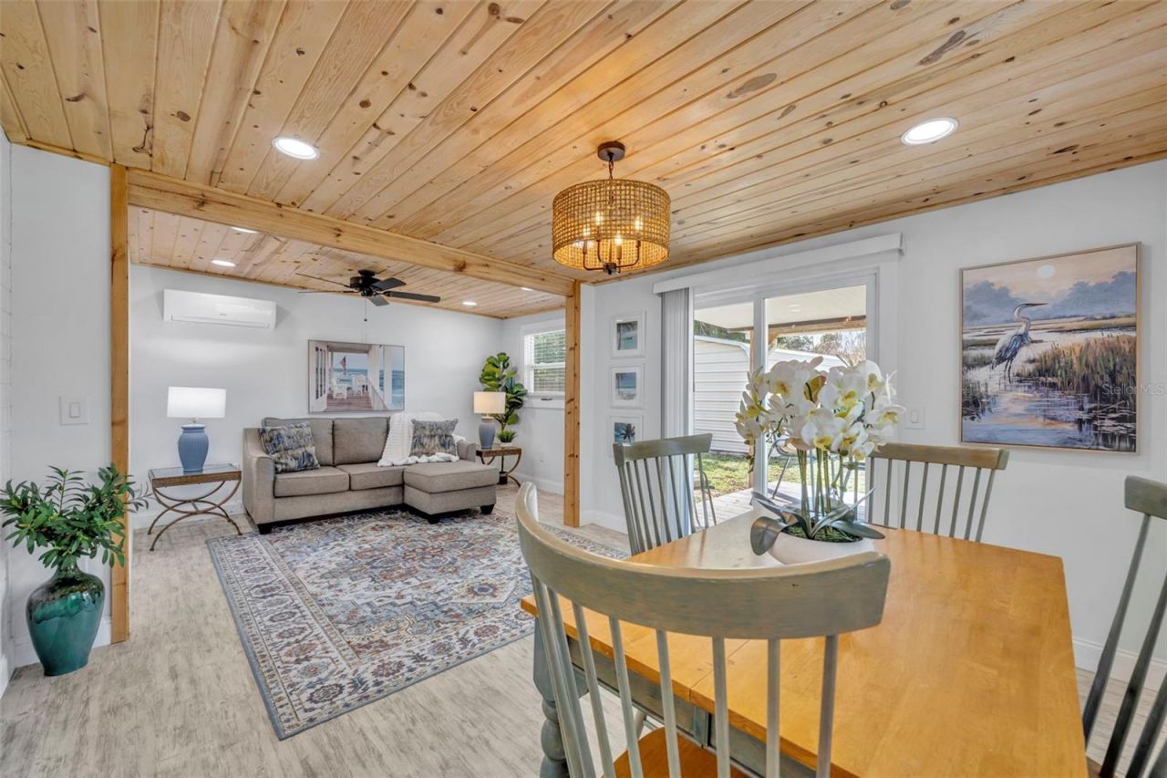 702 Eleanore Avenue, New Smyrna Beach, FL 32168 Photo