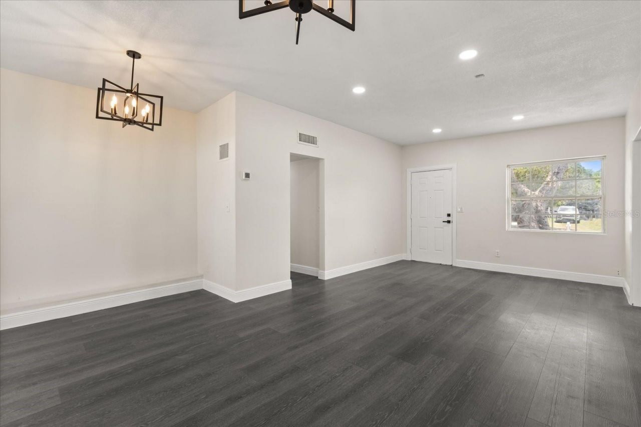 388 Clemson Drive , Altamonte Springs, FL 32714 Photo