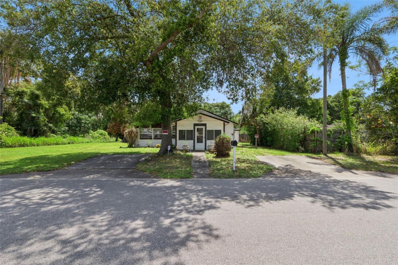 1203 Sasoon Avenue, Orlando, FL 32803 Photo