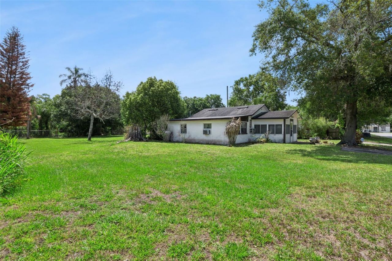 1203 Sasoon Avenue, Orlando, FL 32803 Photo