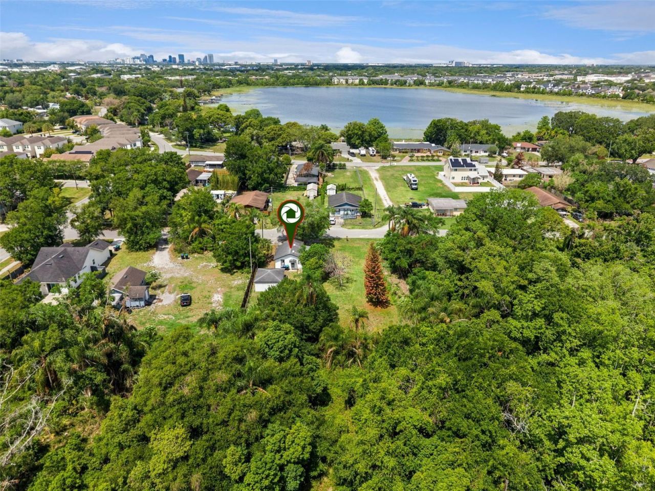 1203 Sasoon Avenue, Orlando, FL 32803 Photo