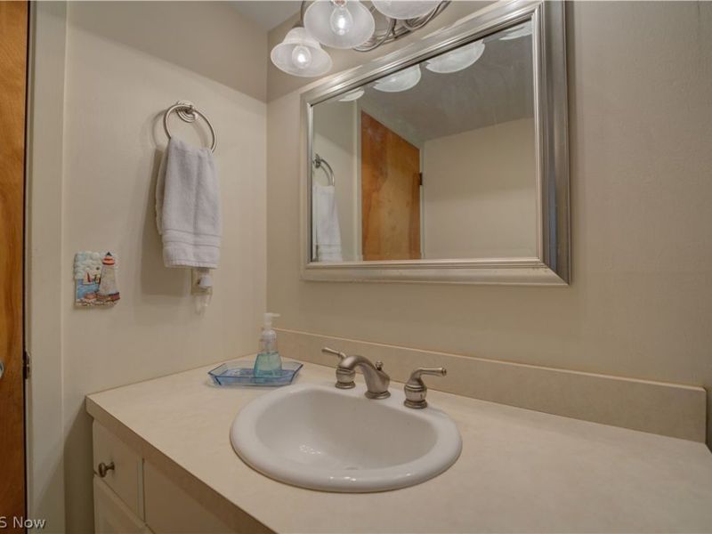 724 Strowbridge Drive , Huron, OH 44839 Photo 33